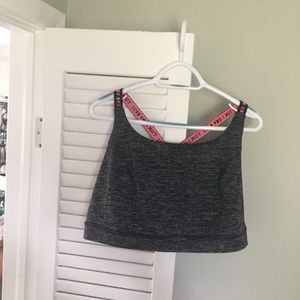 Torrid active bra sz.3